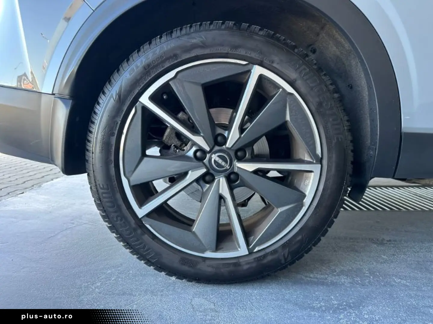 NISSAN QASHQAI 1.3 156CP mild-hybr 4WD Tekna X-Tronic