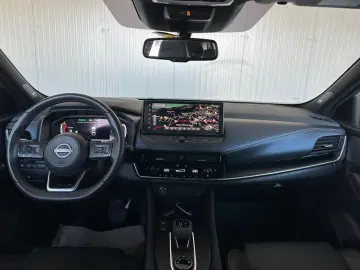 NISSAN QASHQAI 1.3 156CP mild-hybr 4WD Tekna X-Tronic