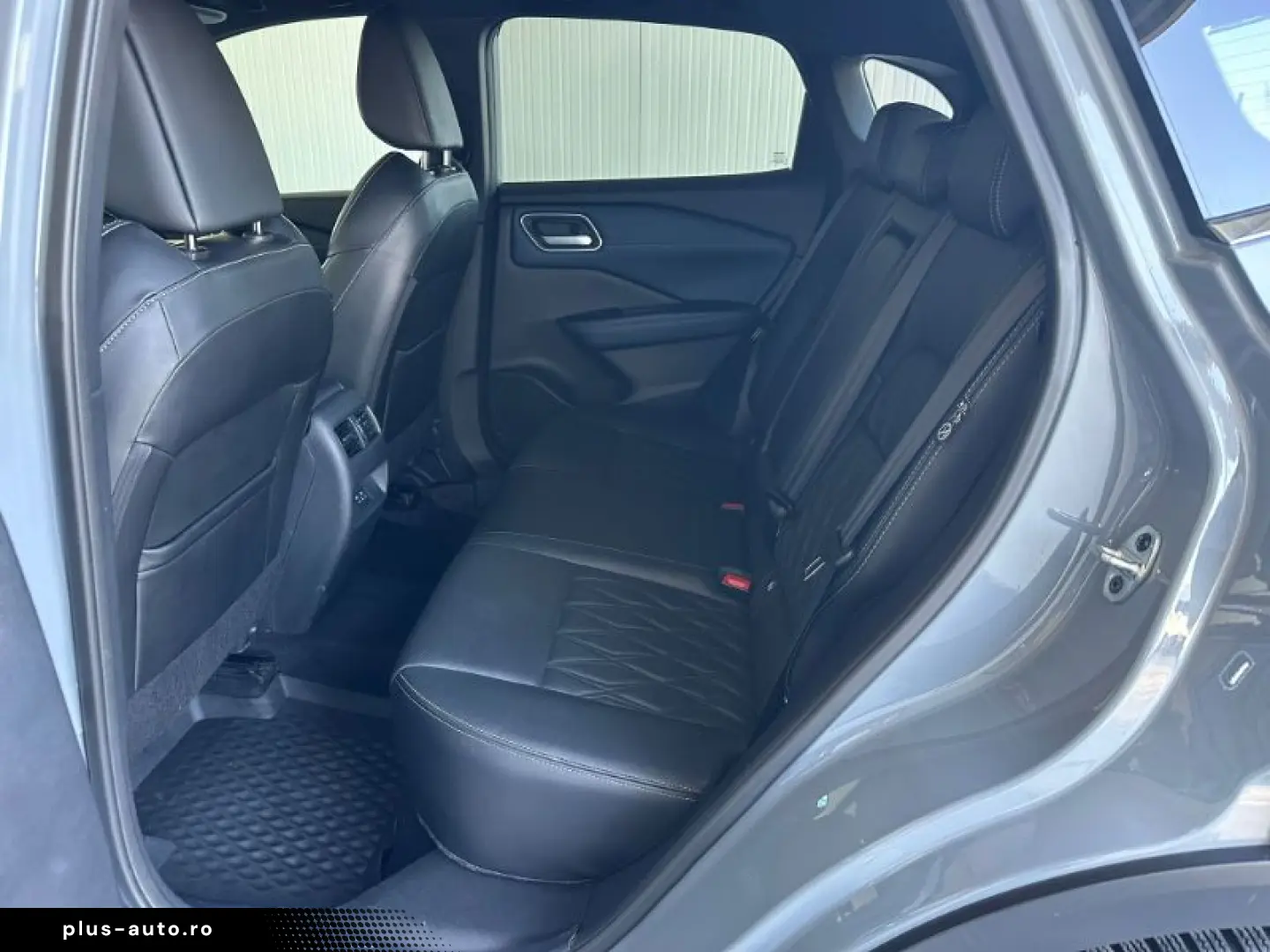 NISSAN QASHQAI 1.3 156CP mild-hybr 4WD Tekna X-Tronic