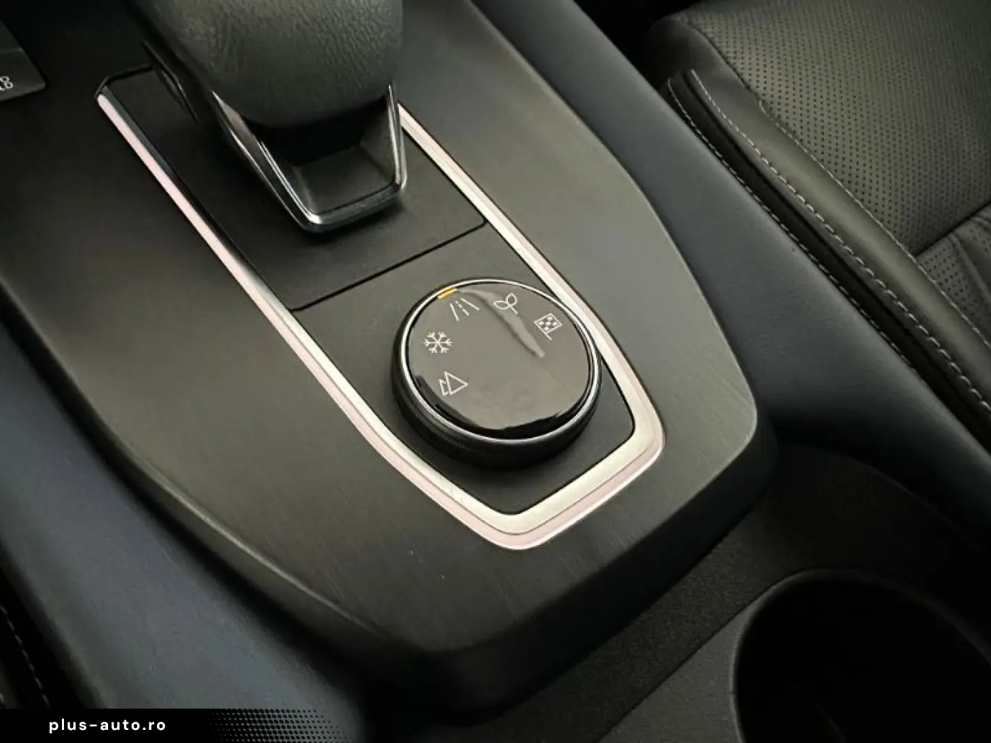 NISSAN QASHQAI 1.3 156CP mild-hybr 4WD Tekna X-Tronic