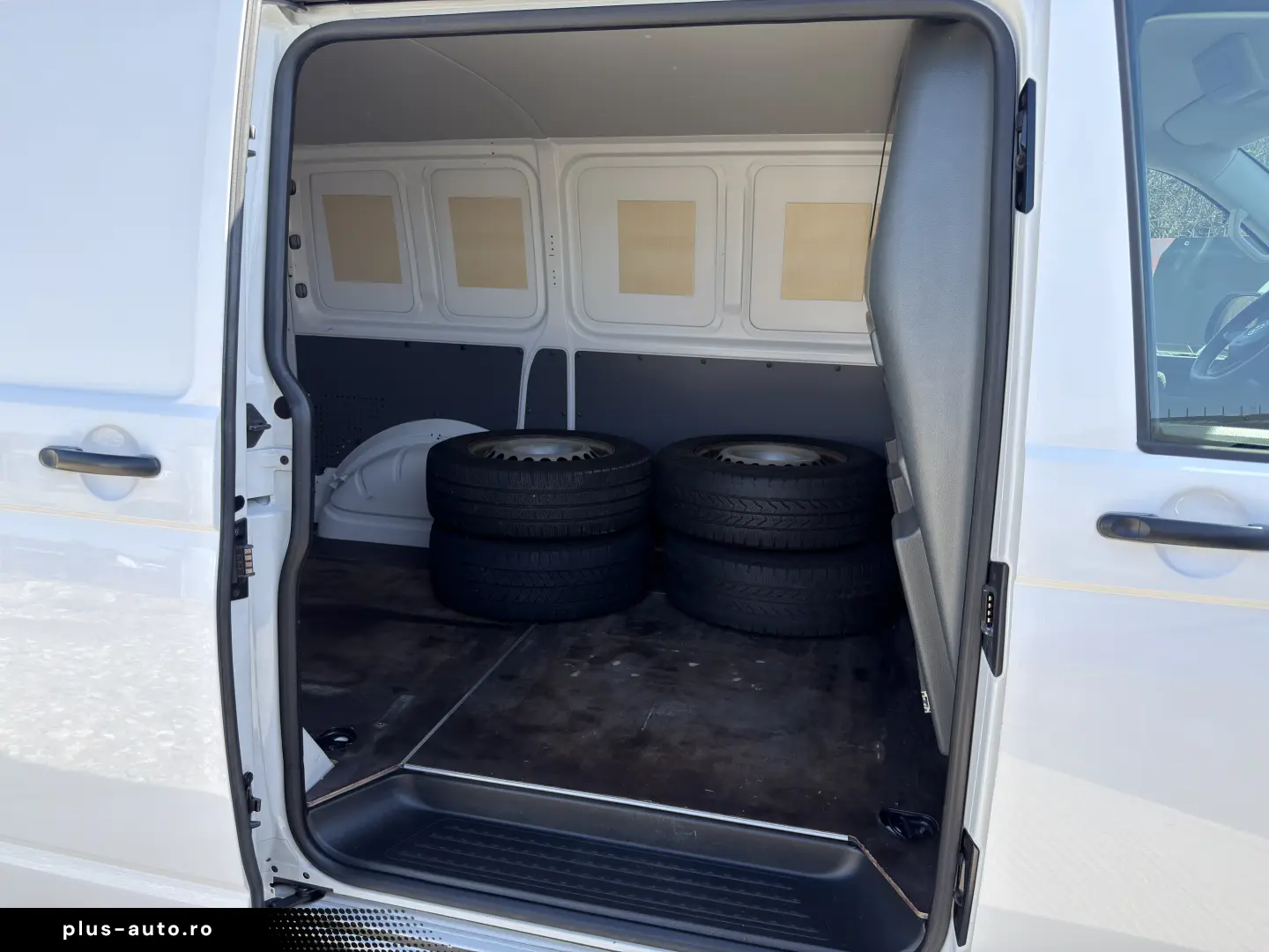 VW Transporter T6.1  2.0 TDI  150CP  6 trepte  garantie 1 an