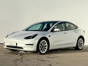 Tesla MODEL-3