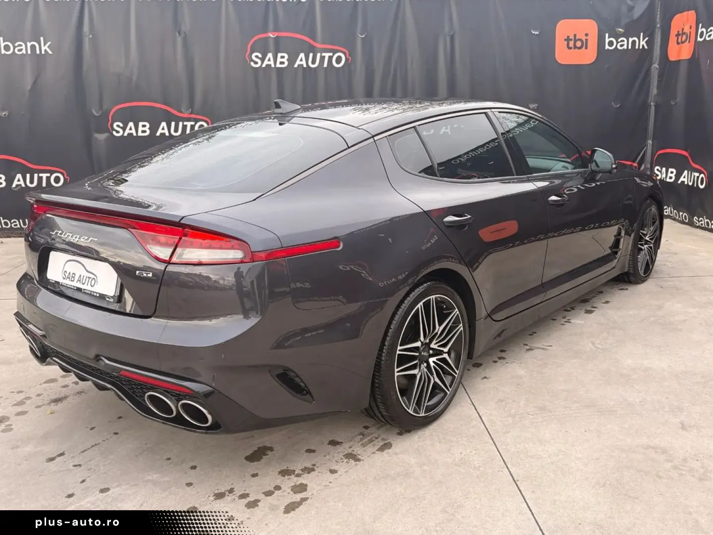 Kia STINGER