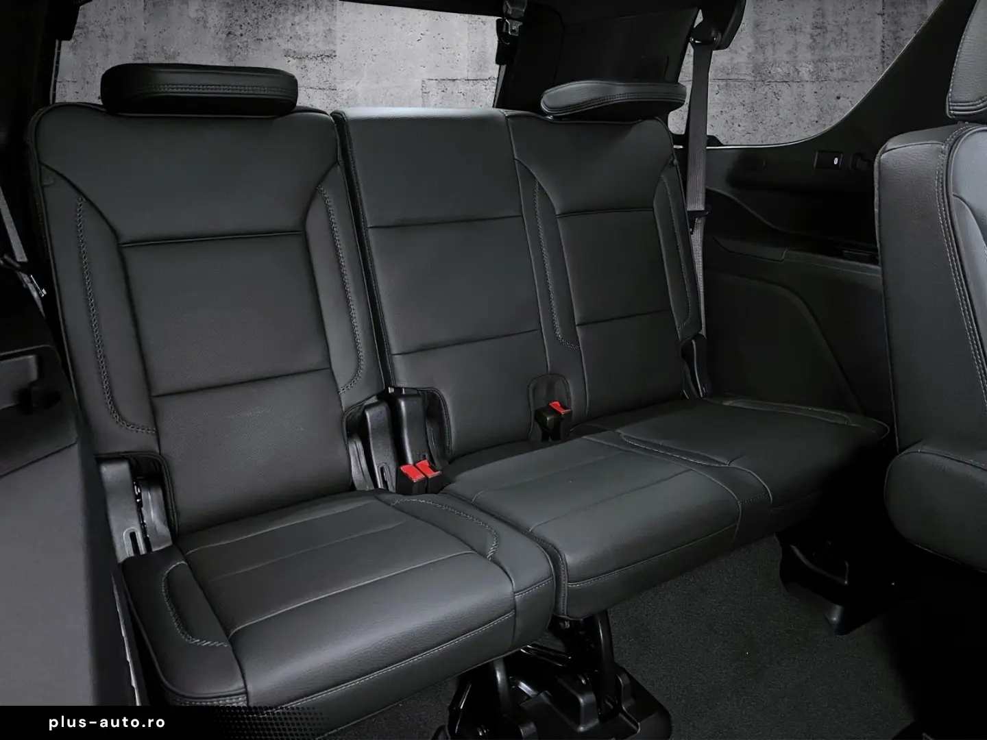 GMC Yukon Denali 6 2L V8