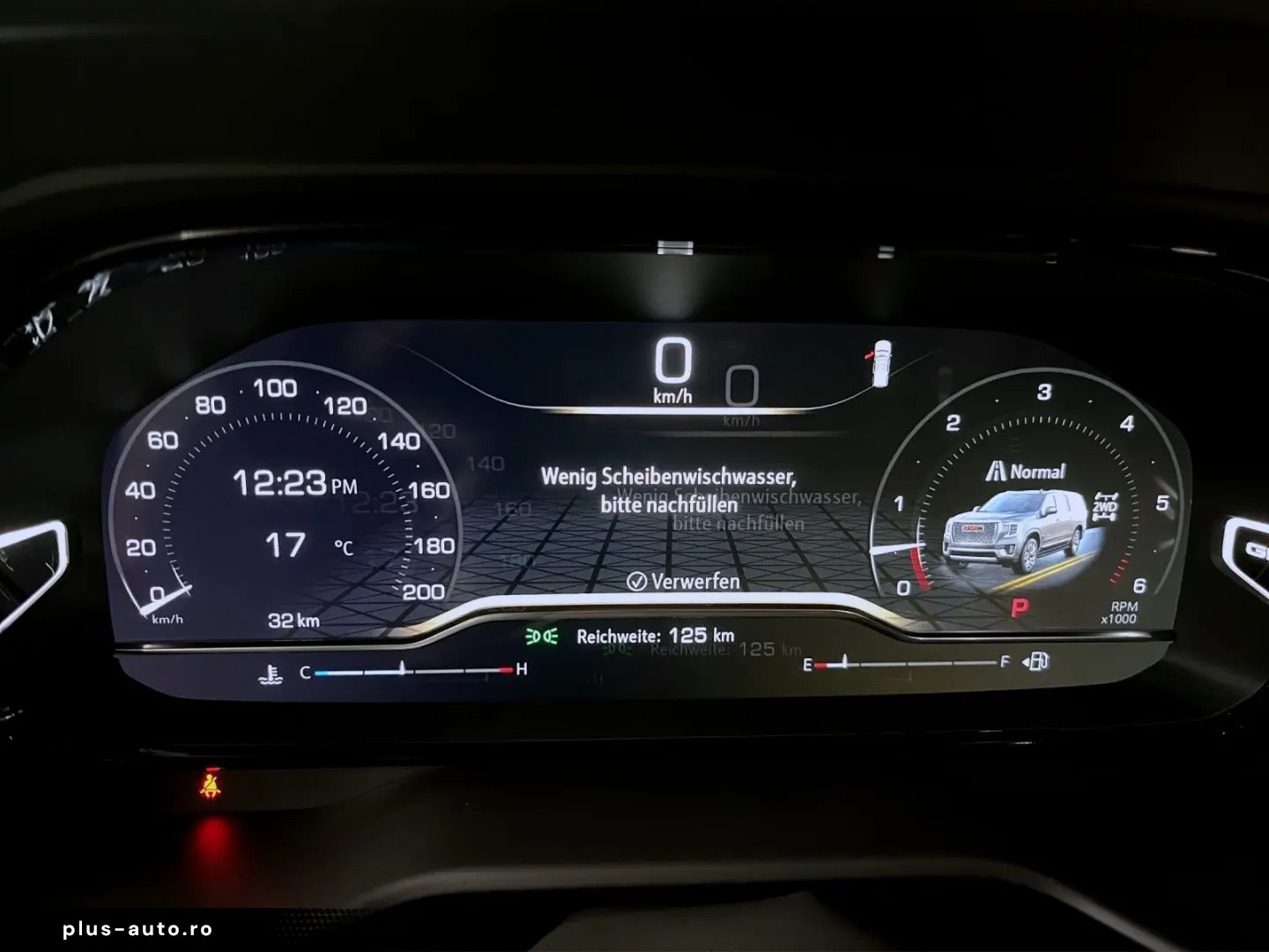 GMC Yukon Denali 6 2L V8