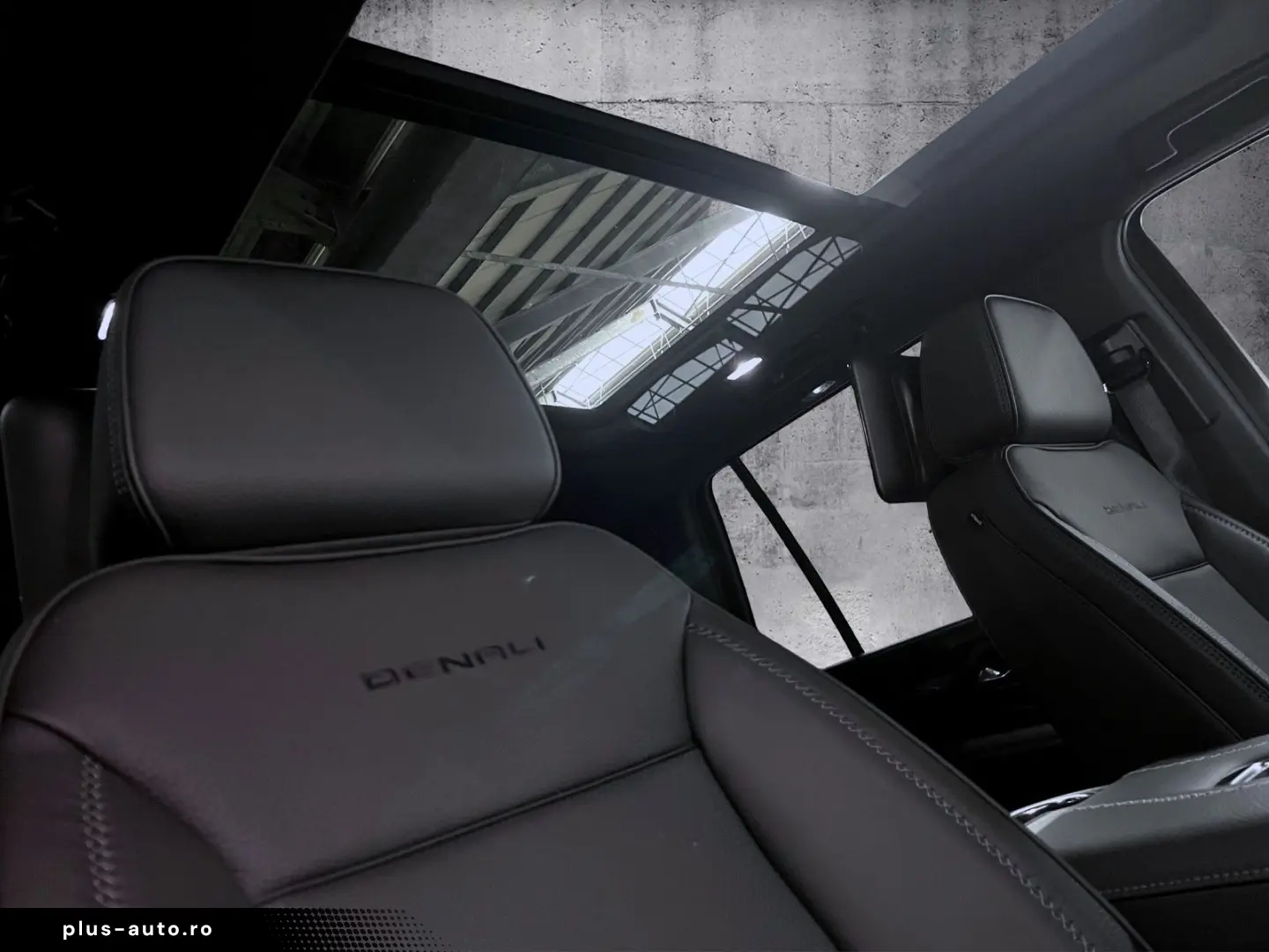 GMC Yukon Denali 6 2L V8