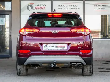 HYUNDAI TUCSON 2.0 CRDI