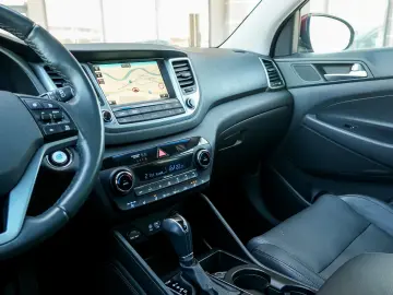 HYUNDAI TUCSON 2.0 CRDI