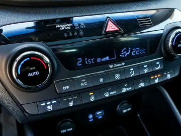 HYUNDAI TUCSON 2.0 CRDI