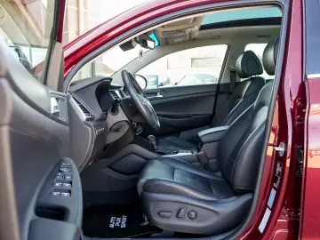 HYUNDAI TUCSON 2.0 CRDI