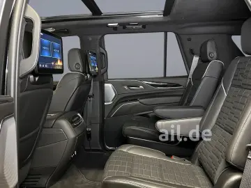 CADILLAC Escalade V-Series 6.2 V8 Supercharged