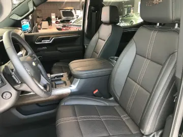 CHEVROLET Silverado 6.2 V8 High Country Z71  KlappeLPG