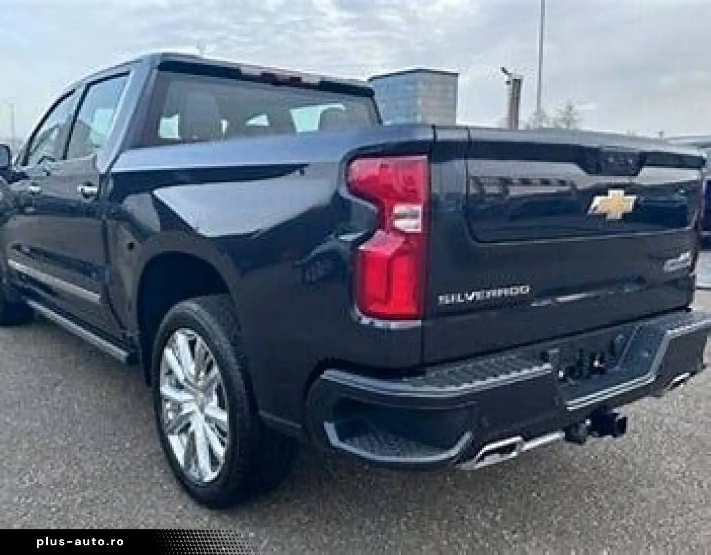 CHEVROLET Silverado High Country 6 2 V 8