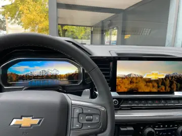 CHEVROLET Silverado High Country 6 2 V 8