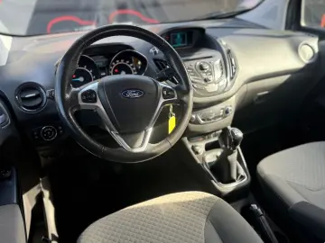 Ford TOURNEO-COURIER