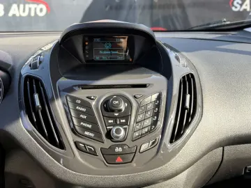 Ford TOURNEO-COURIER