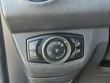 Ford TOURNEO-COURIER