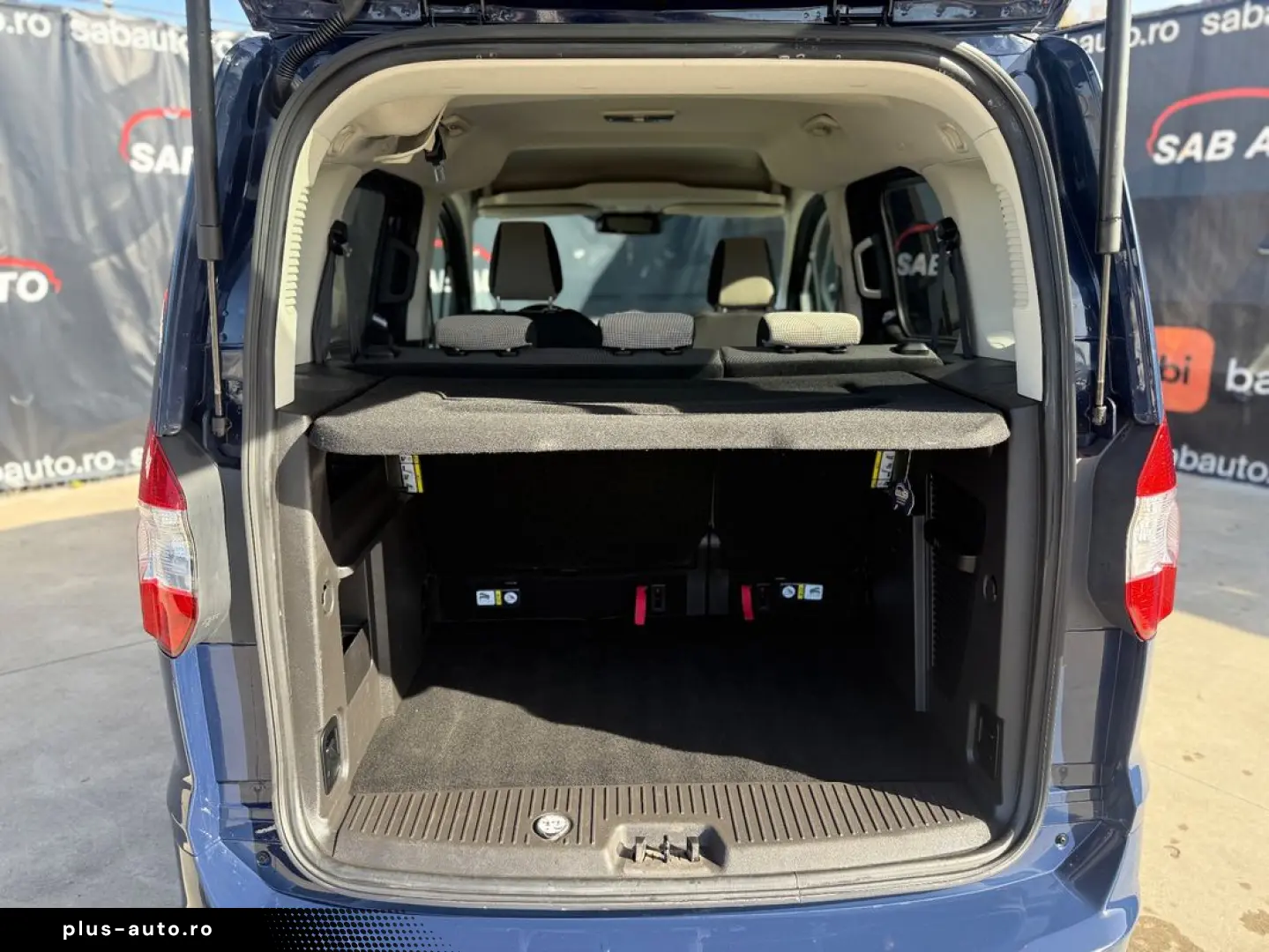 Ford TOURNEO-COURIER