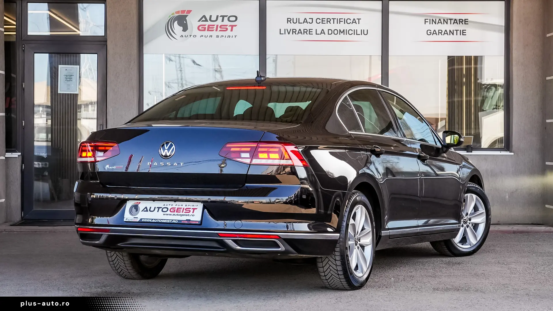 VW PASSAT - HIGHLINE