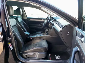 VW PASSAT - HIGHLINE