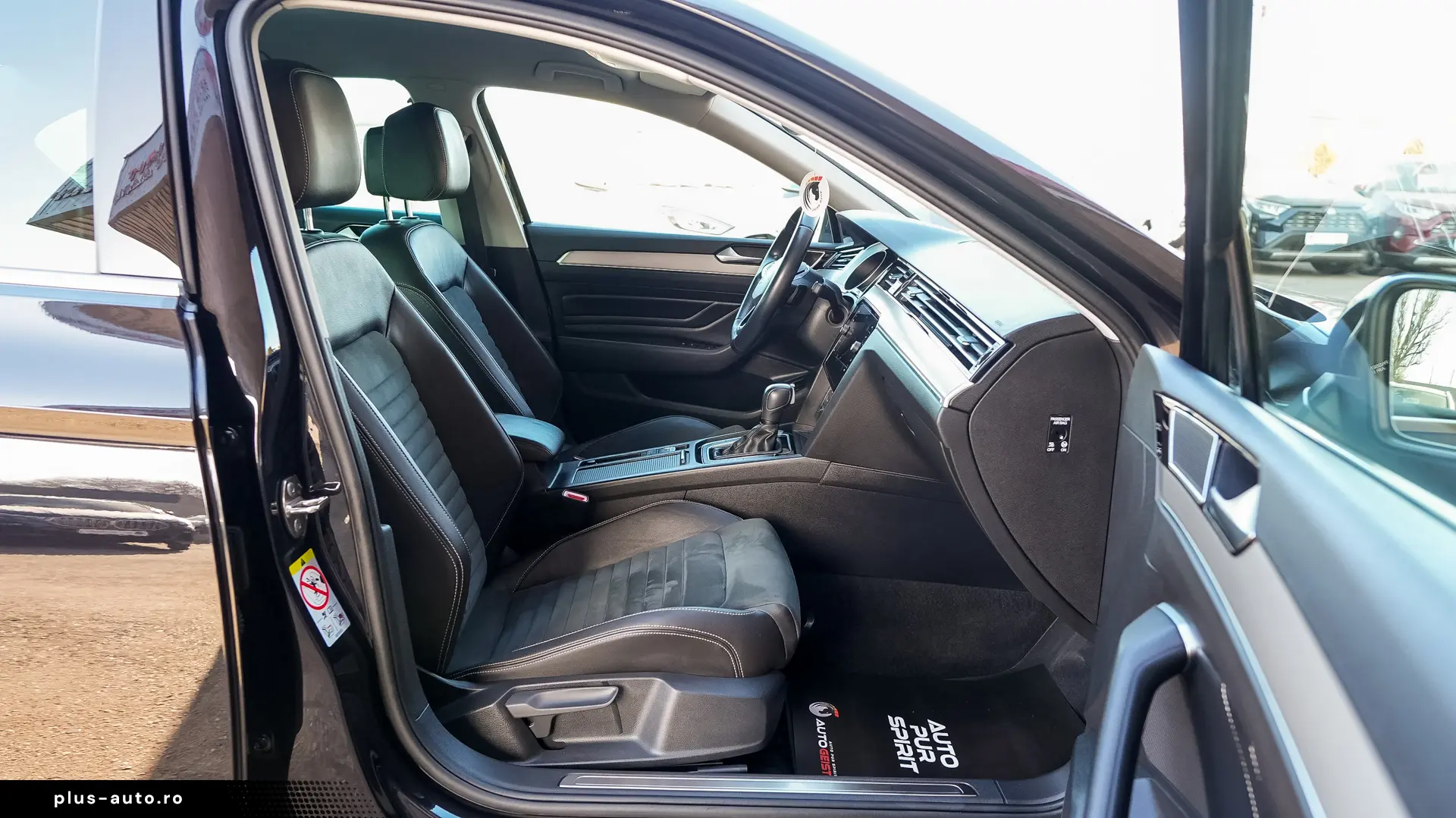VW PASSAT - HIGHLINE