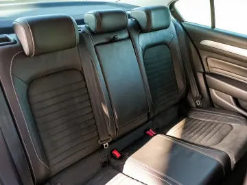VW PASSAT - HIGHLINE