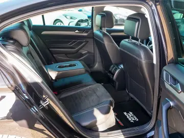 VW PASSAT - HIGHLINE