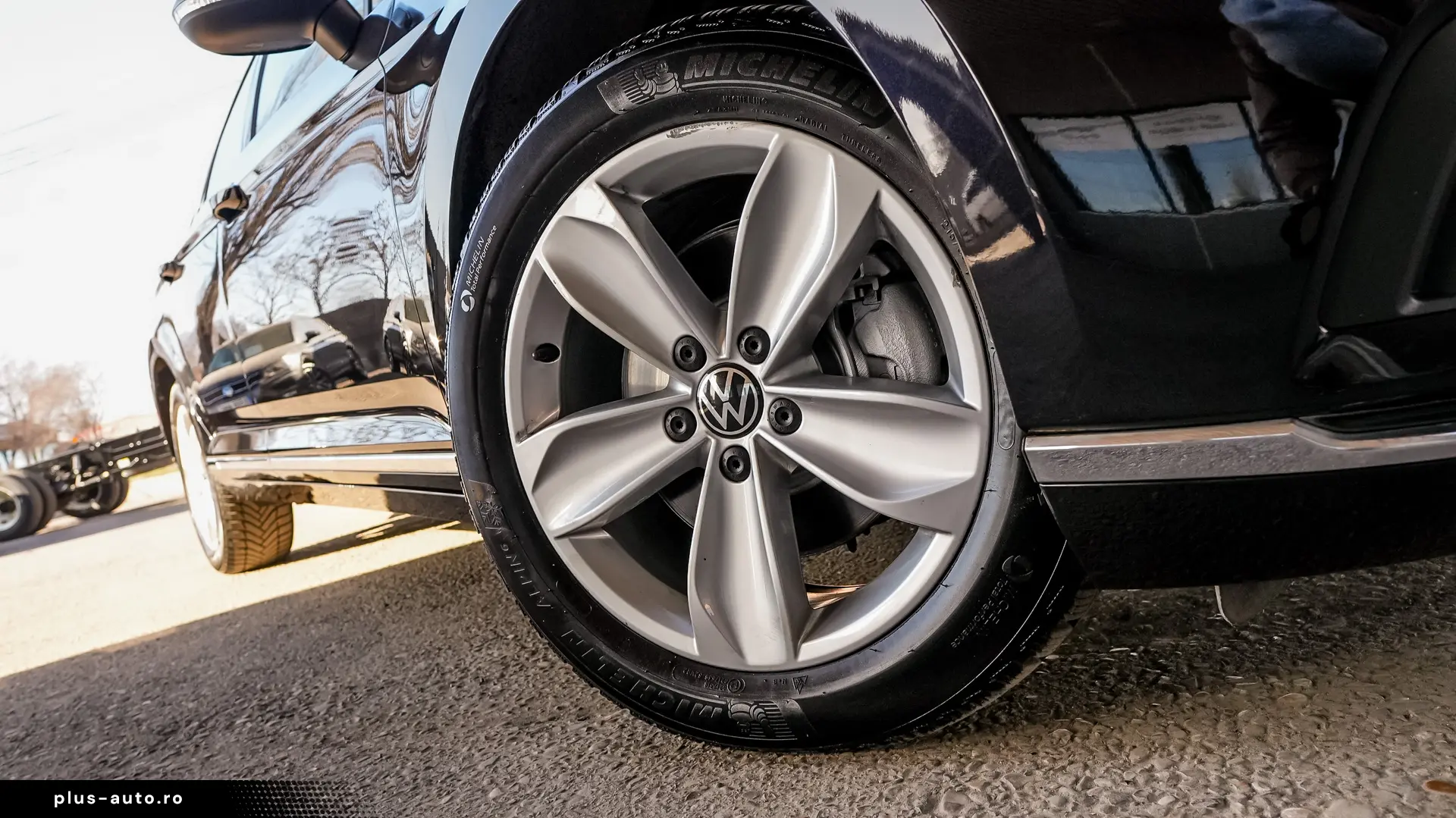 VW PASSAT - HIGHLINE