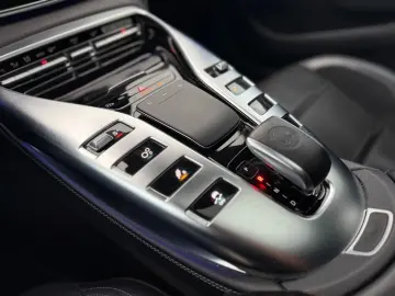 Mercedes-benz AMG-GT-4DOOR-COUPE