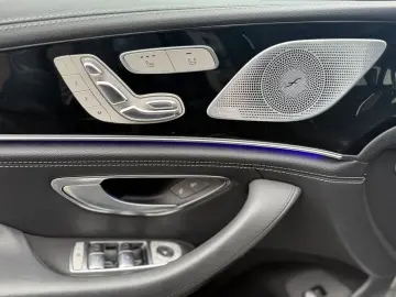 Mercedes-benz AMG-GT-4DOOR-COUPE