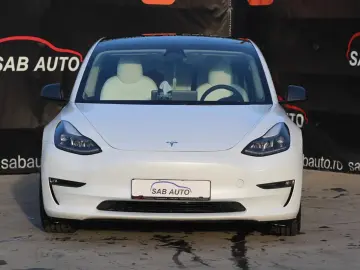 Tesla MODEL-3