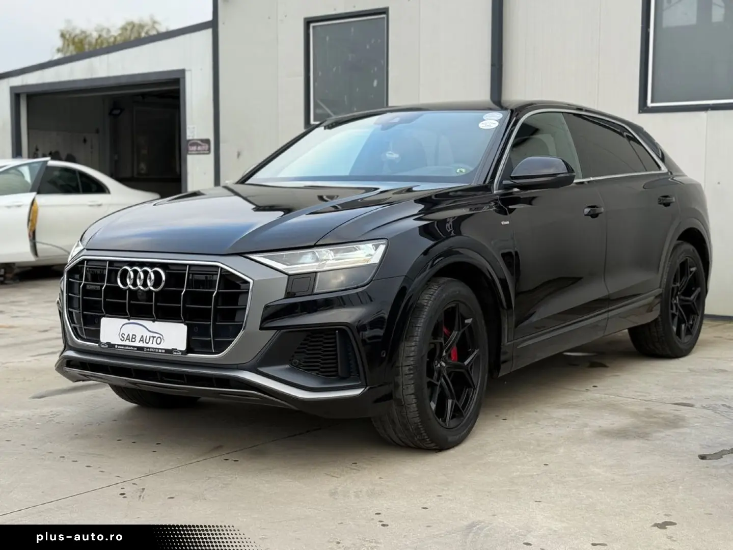 Audi Q8