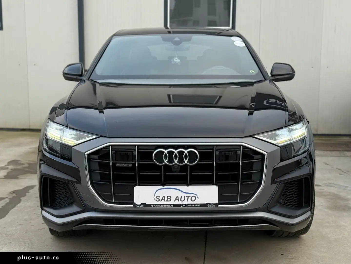 Audi Q8