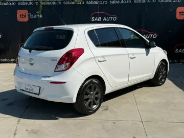Hyundai I20