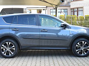 TOYOTA RAV 4 2.2 D-4D Automatic 4WD