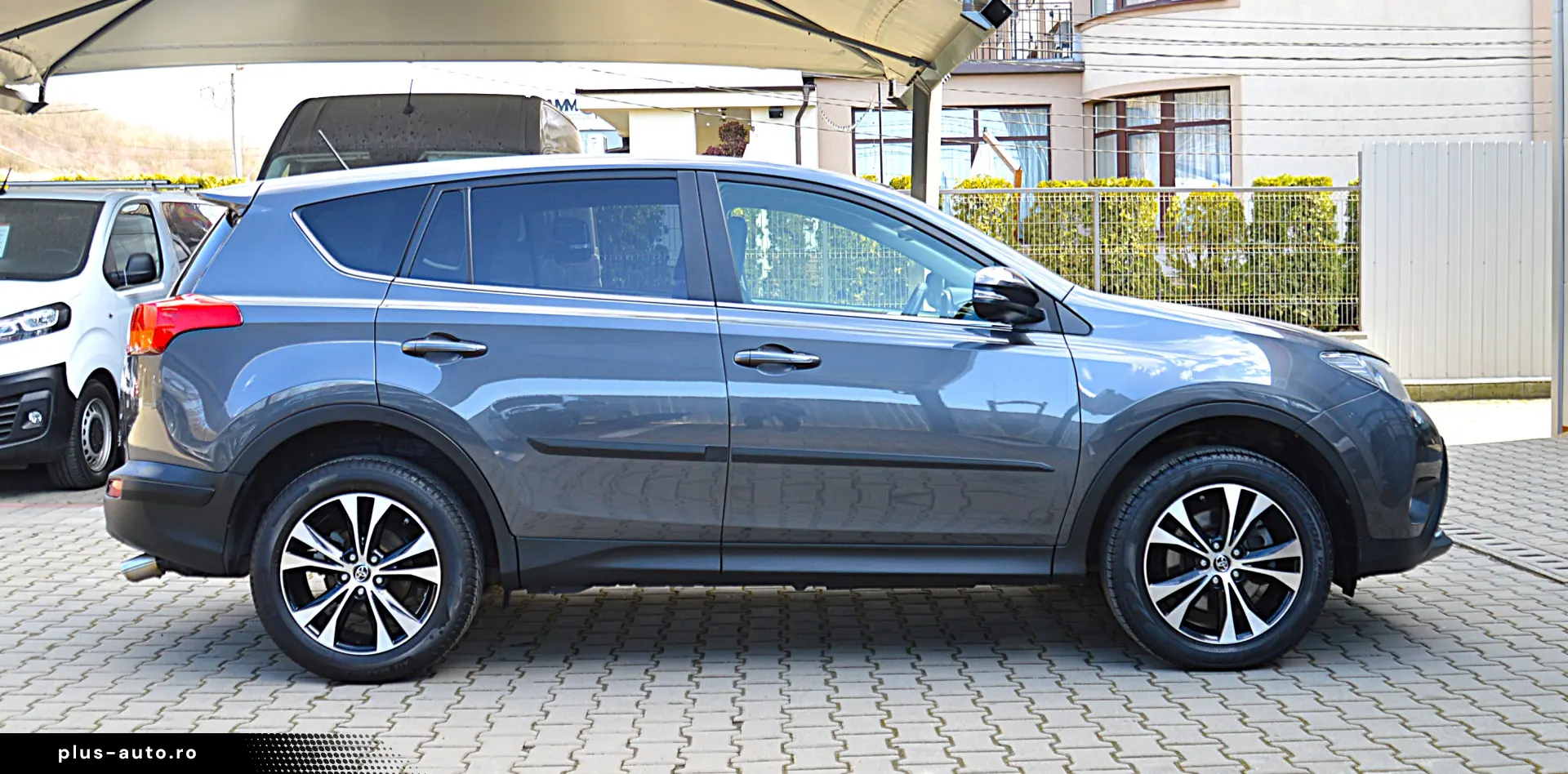 TOYOTA RAV 4 2.2 D-4D Automatic 4WD