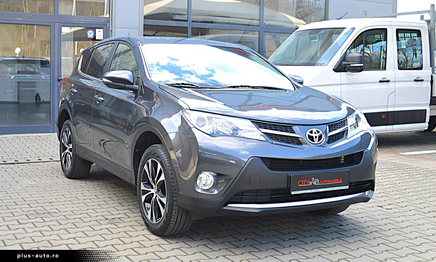 TOYOTA RAV 4 2.2 D-4D Automatic 4WD