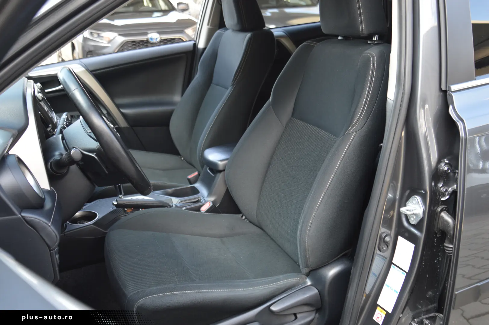 TOYOTA RAV 4 2.2 D-4D Automatic 4WD