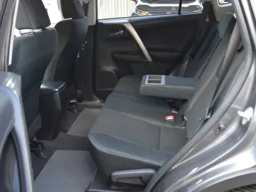 TOYOTA RAV 4 2.2 D-4D Automatic 4WD