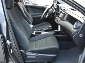 TOYOTA RAV 4 2.2 D-4D Automatic 4WD