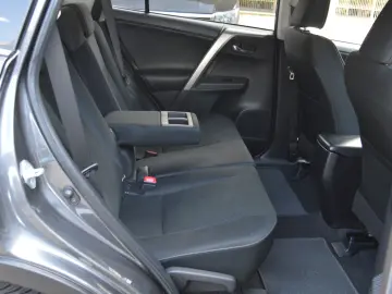 TOYOTA RAV 4 2.2 D-4D Automatic 4WD