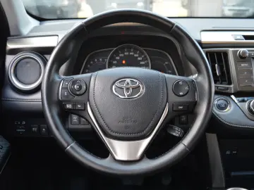 TOYOTA RAV 4 2.2 D-4D Automatic 4WD