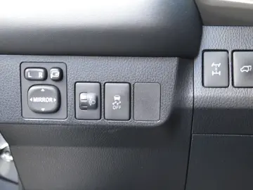 TOYOTA RAV 4 2.2 D-4D Automatic 4WD