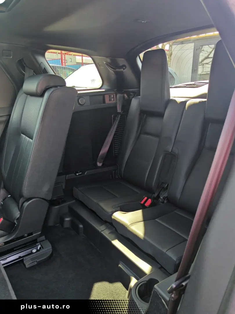 LAND ROVER DISCOVERY SPORT 4X4 7 LOCURI 2.2 D 150CP