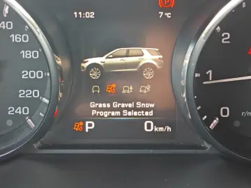 LAND ROVER DISCOVERY SPORT 4X4 7 LOCURI 2.2 D 150CP