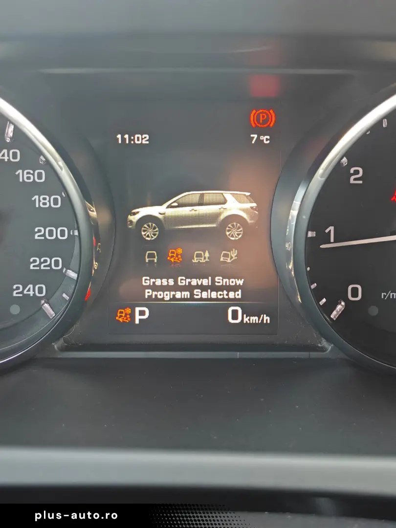 LAND ROVER DISCOVERY SPORT 4X4 7 LOCURI 2.2 D 150CP