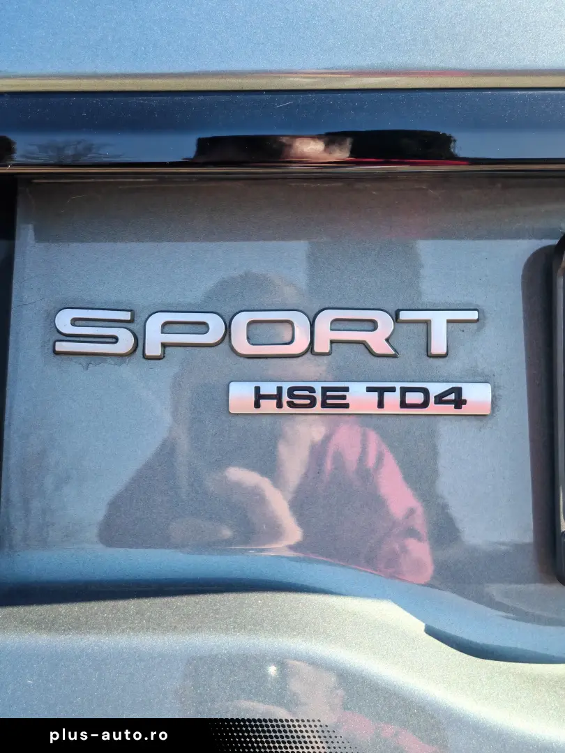 LAND ROVER DISCOVERY SPORT 4X4 7 LOCURI 2.2 D 150CP