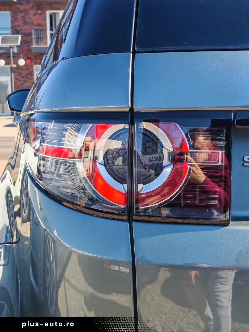 LAND ROVER DISCOVERY SPORT 4X4 7 LOCURI 2.2 D 150CP