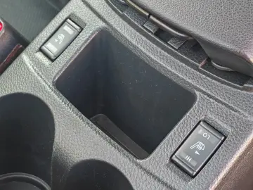 NISSAN QASHQAI 1.6D 4X4 2015 131CP