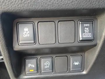 NISSAN QASHQAI 1.6D 4X4 2015 131CP